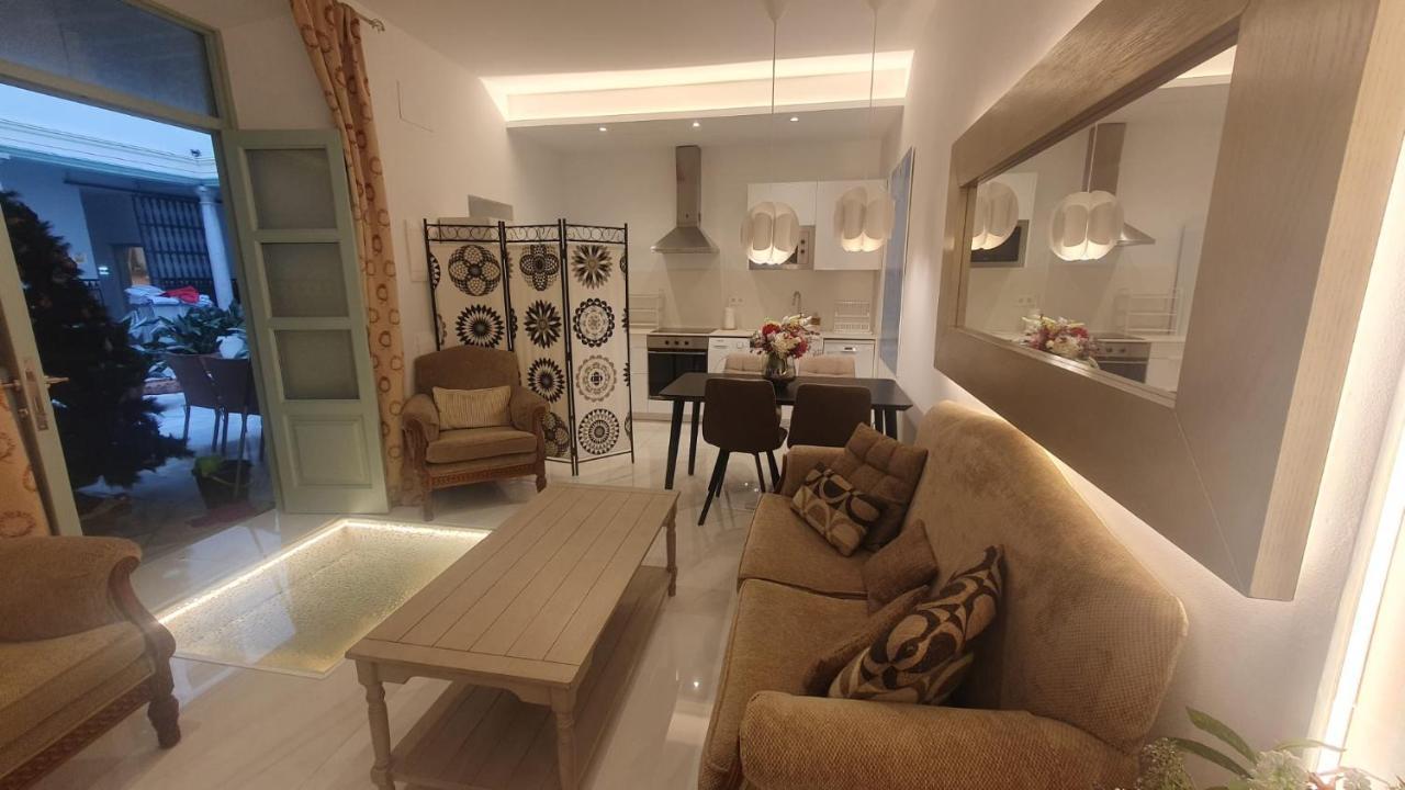 Cl Apartment *